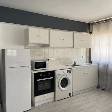 Apartment Paradise Homes 16